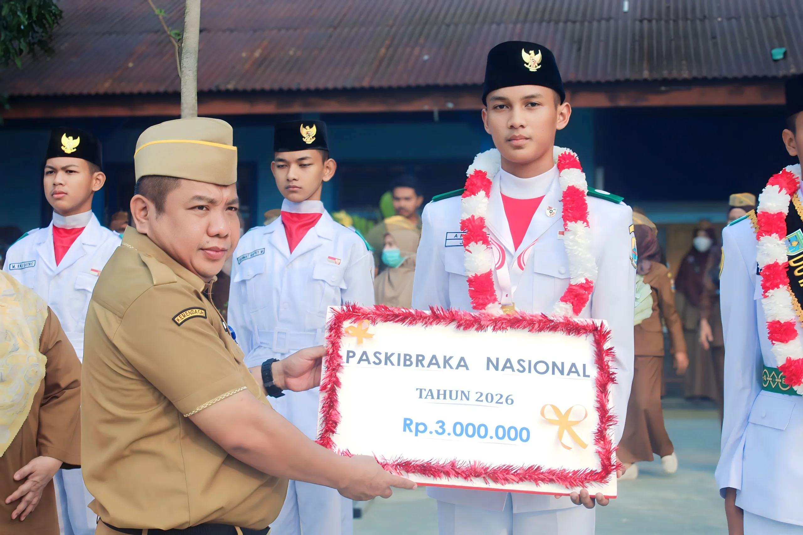 Suasana Haru dan Bangga, SMKN 1 Kota Jambi Sambut Kedatangan Achmad Fachri Mubarok Paskibraka Nasional 2026 dan Apresiasi Siswa Berprestasi