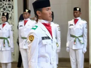 Siswa SMKN 1 Kota Jambi Terpilih dan Bertugas Sebagai Pemimpin Upacara Pengukuhan Paskibraka Kota Jambi 2026